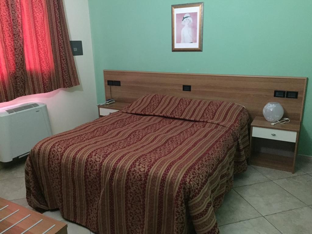 Hotel Le Corti Pitstop Ferrara Buitenkant foto